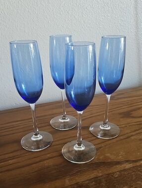 4 Vintage Libbey Vina Blue Champagne Glasses, Long Tote